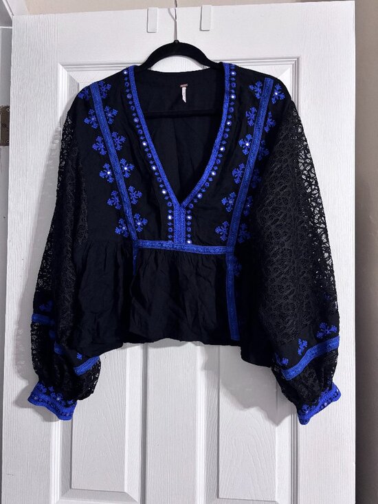 Free People Tops - Free People Black & Blue Embroidered Peasant Boho Peplum Blouse Top Lace Size M